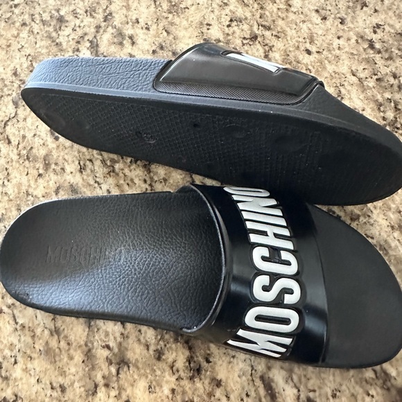 Moschino Couture Pool Slides - Picture 6 of 9